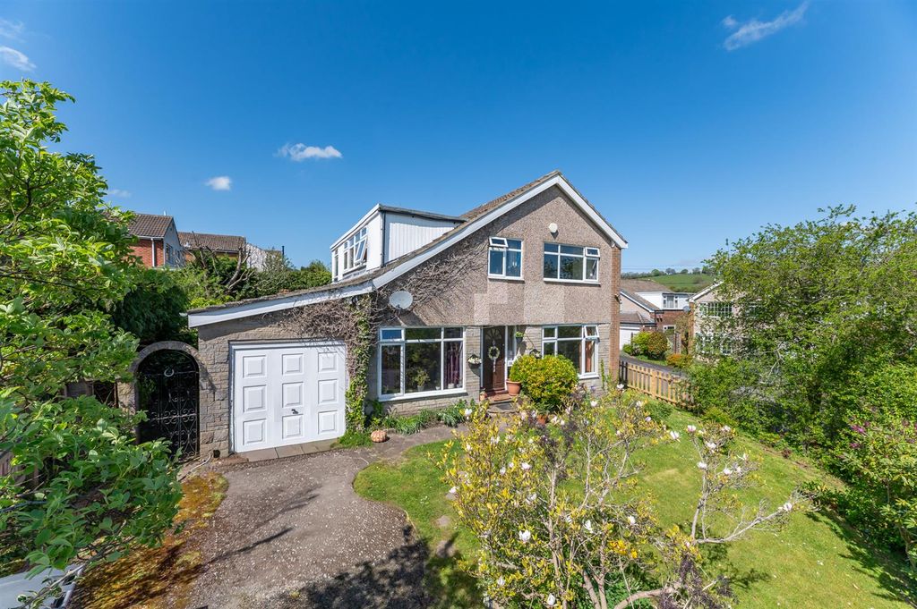 Property photo 1 of 30