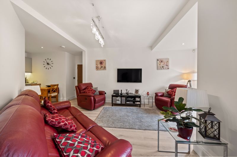 Property photo 3 of 20 Photo 10