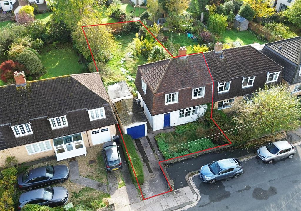 Property photo 2 of 20 2 - House For Renovation, Stoke Bishop, Bristol -