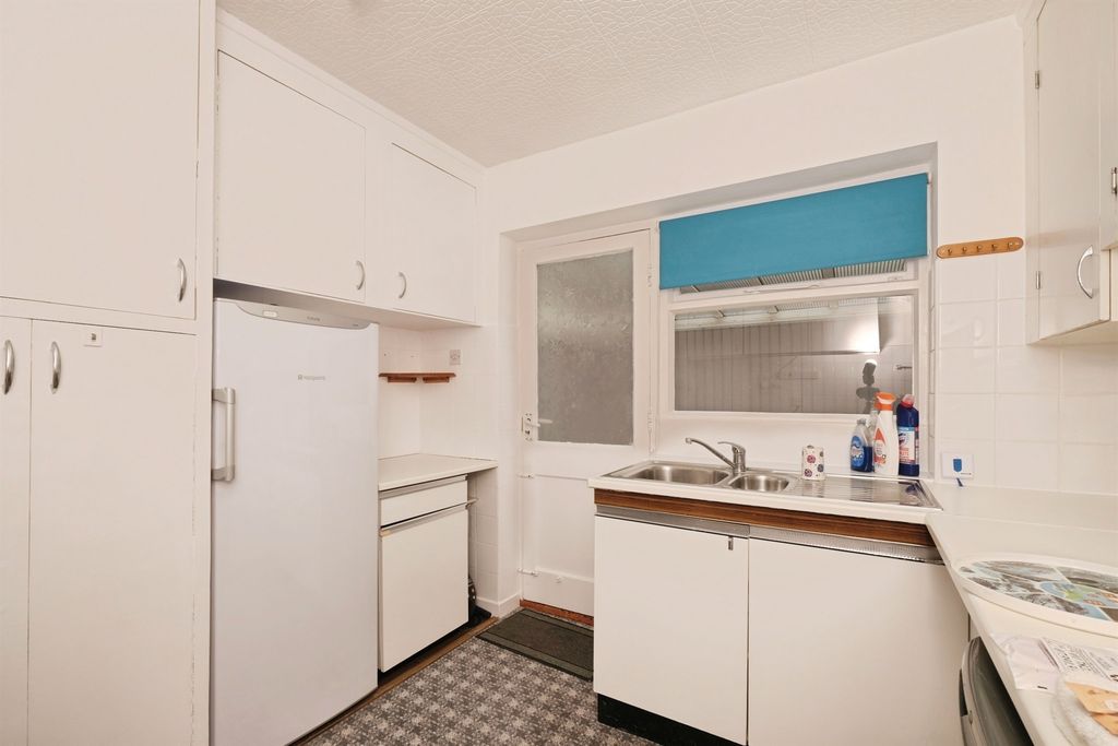 Additional image 5 of 2 bed detached bungalow for saleDouglas Avenue, Heanor DE75