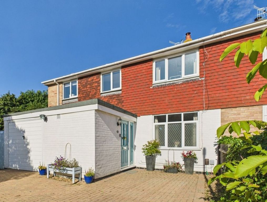 Property photo 1 of 23 Front