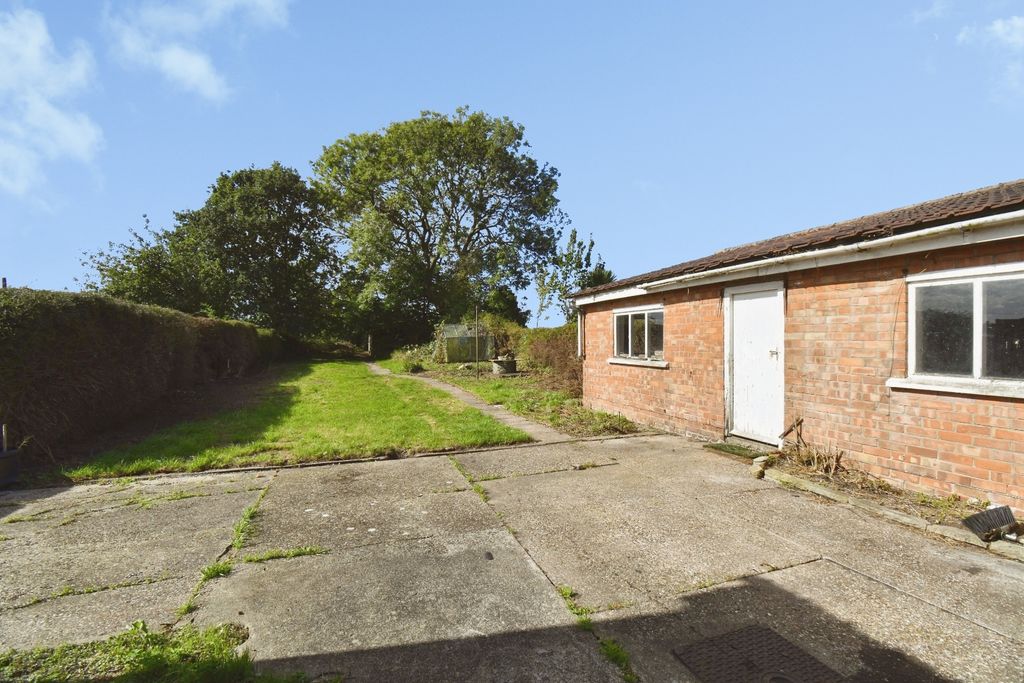 Property photo 3 of 23 Pbox-Img.Jpg