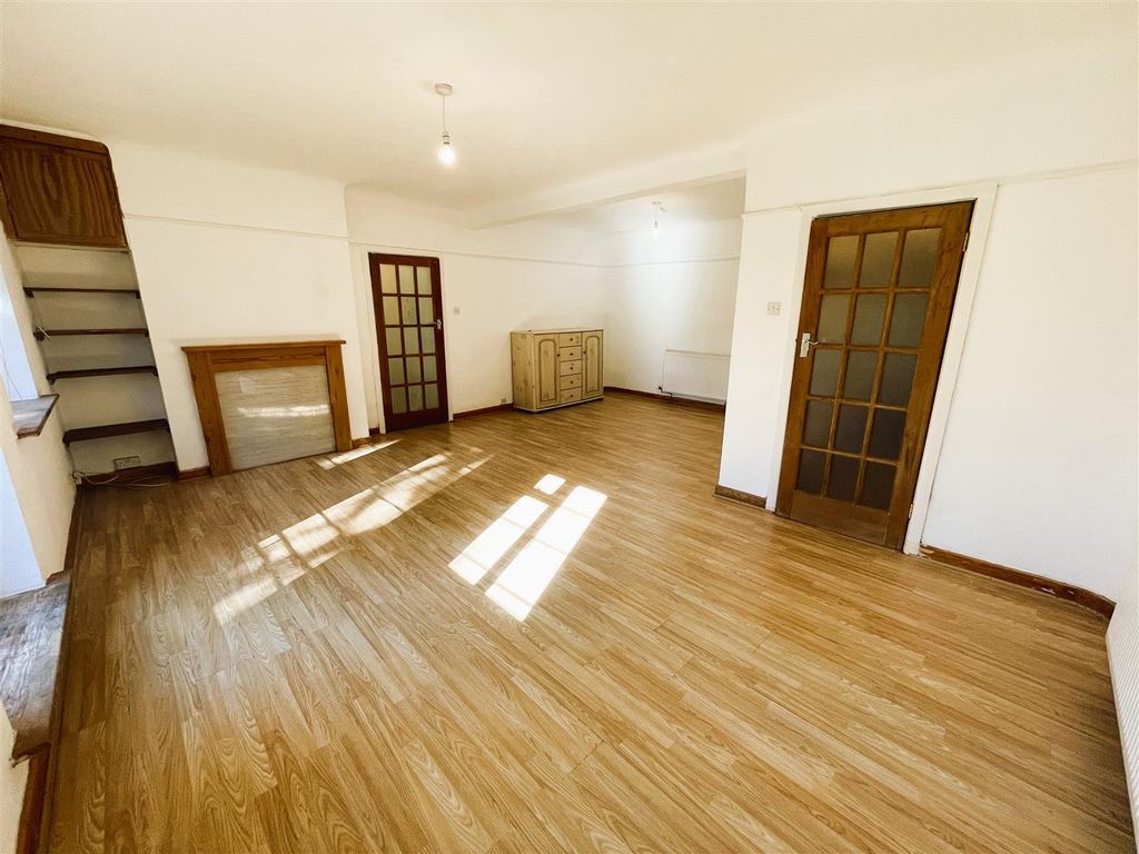 Property photo 2 of 8 Img_7227.Jpeg