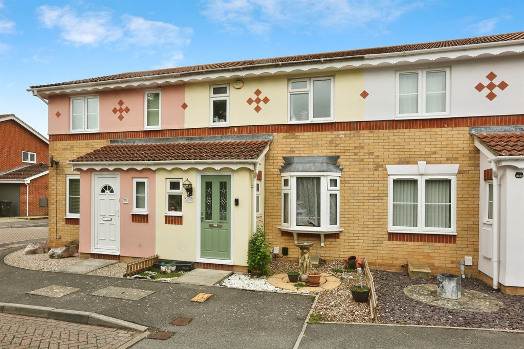 Property photo 1 of 11