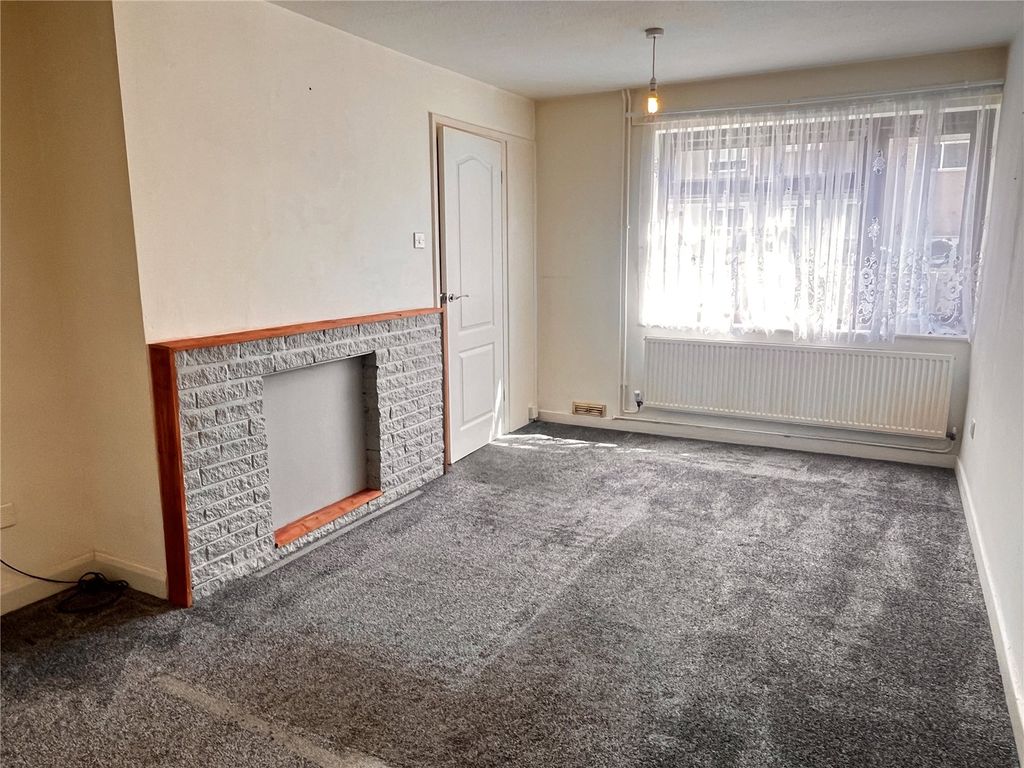 Property photo 2 of 15 Picture No. 24