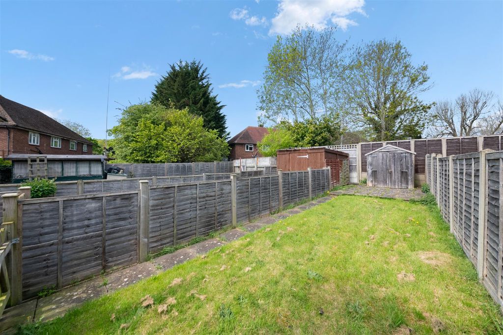 Property photo 3 of 11