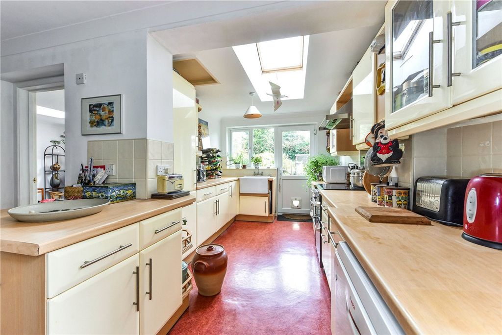 Property photo 3 of 25 Picture No. 03