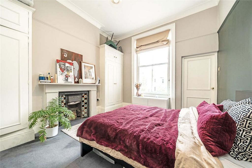 Property photo 3 of 5