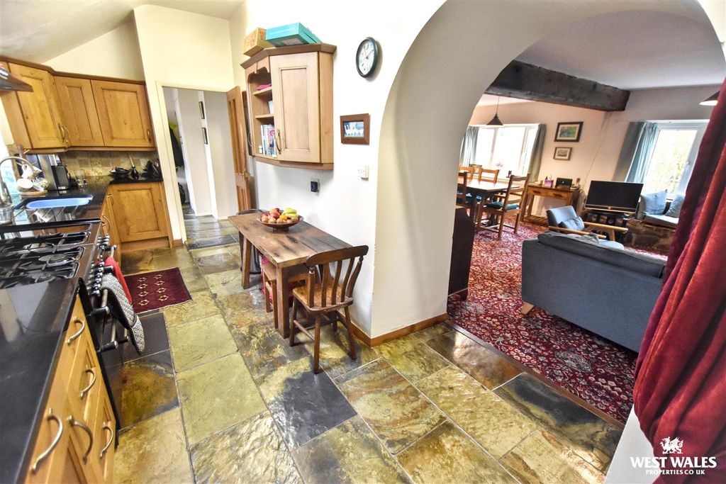 Additional image 13 of 7 bed detached house for saleChurch Lane, Robeston Wathen, Narberth SA67
