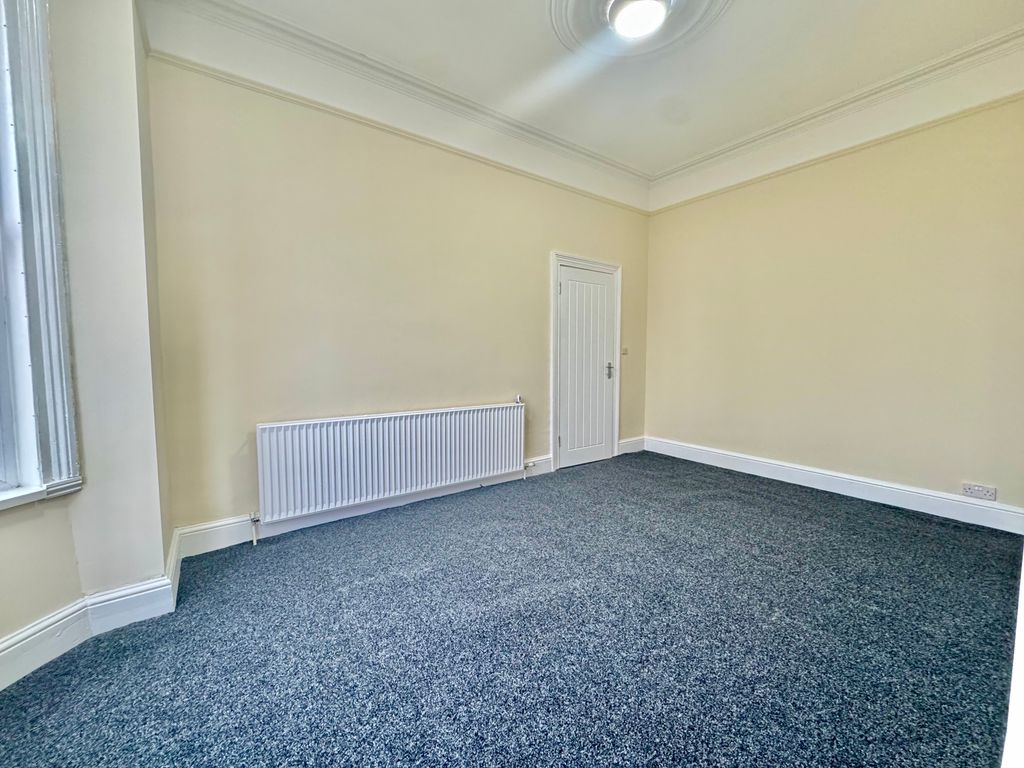 Property photo 2 of 14 Image