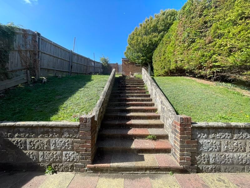 Property photo 2 of 13 Photo 14