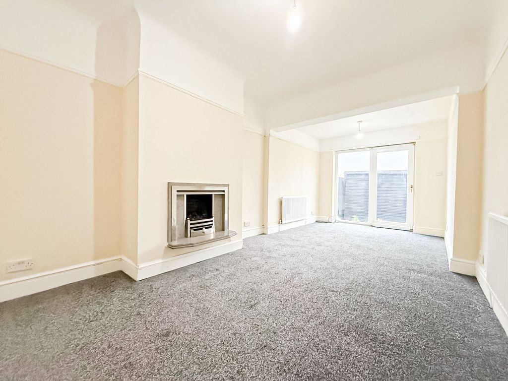 Property photo 3 of 13 Photo 16