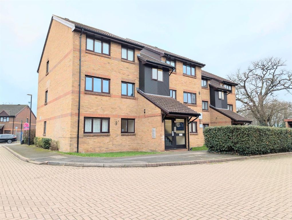 Property photo 1 of 11 656Daebb-134E-4F9E-8E08-02d06c7A6208.Jpg