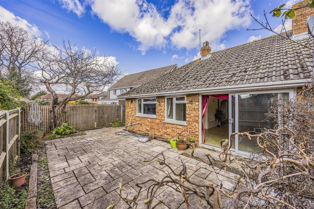 Property photo 3 of 14 93 Station Road, Hayling Island-Porticomarketing-N
