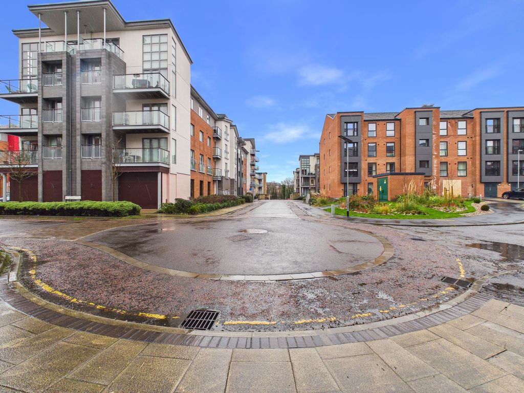 Property photo 1 of 11 External