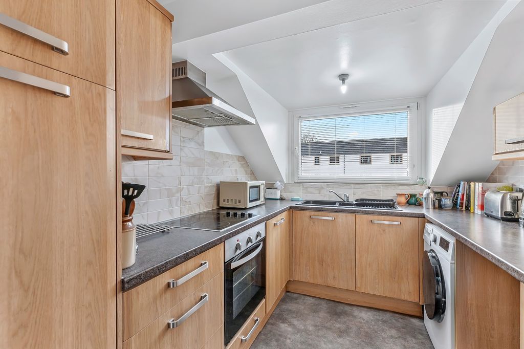 Property photo 2 of 20 Picture No. 25