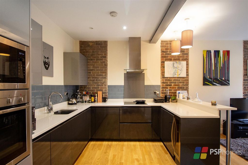 1 bed flat for sale