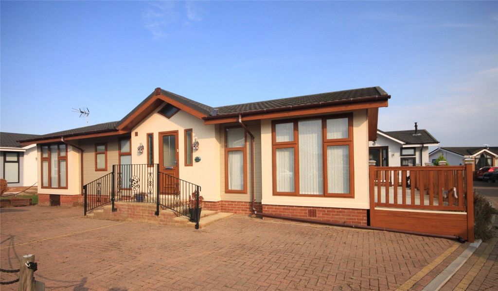 Property photo 1 of 7 Exterior