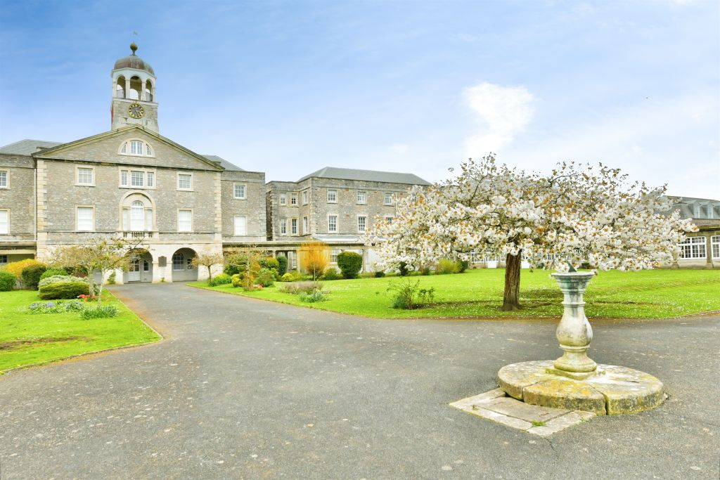 Property photo 1 of 19