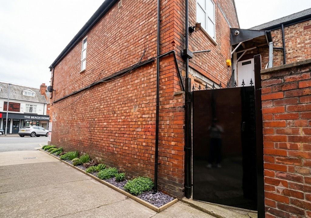 Property photo 1 of 5