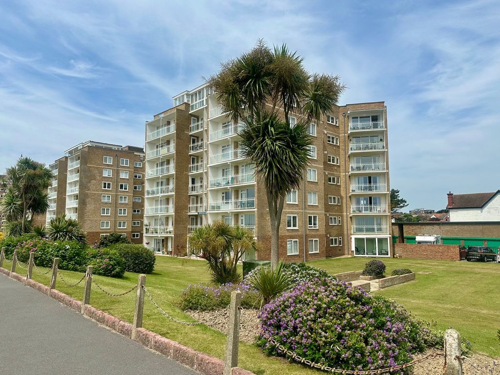 Property photo 1 of 33