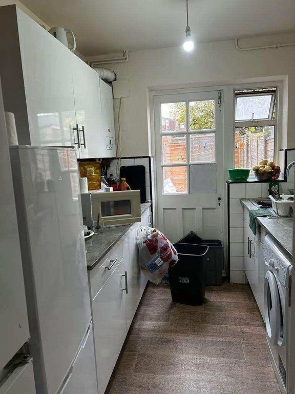 Property photo 3 of 4