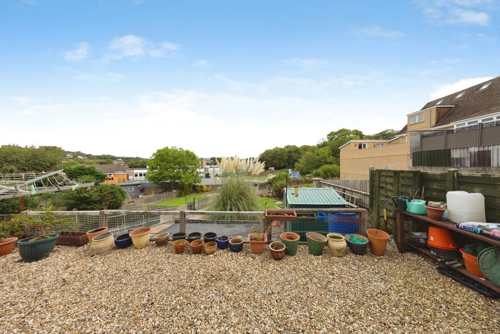 Property photo 3 of 25 Pbox-Img.Jpg