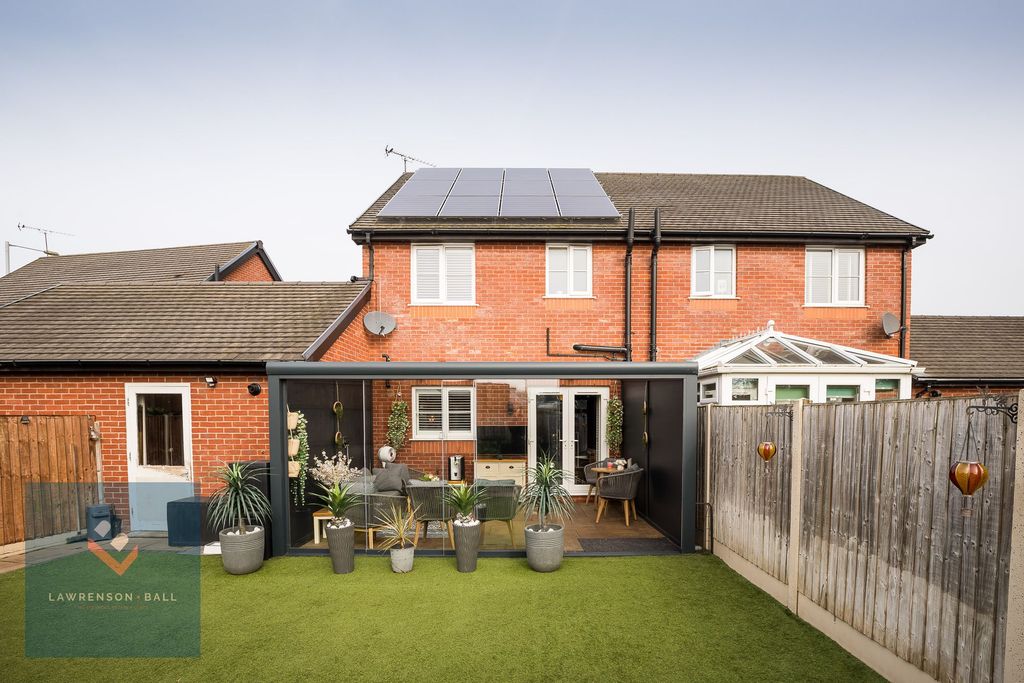 Property photo 2 of 19 Rear Garden