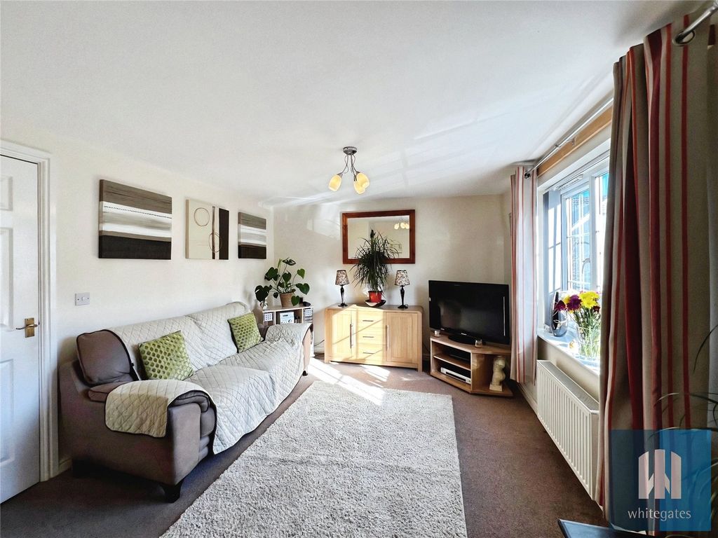 Property photo 2 of 15 Picture No. 10