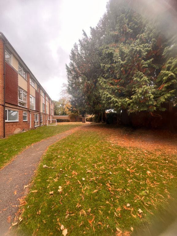 Property photo 2 of 9