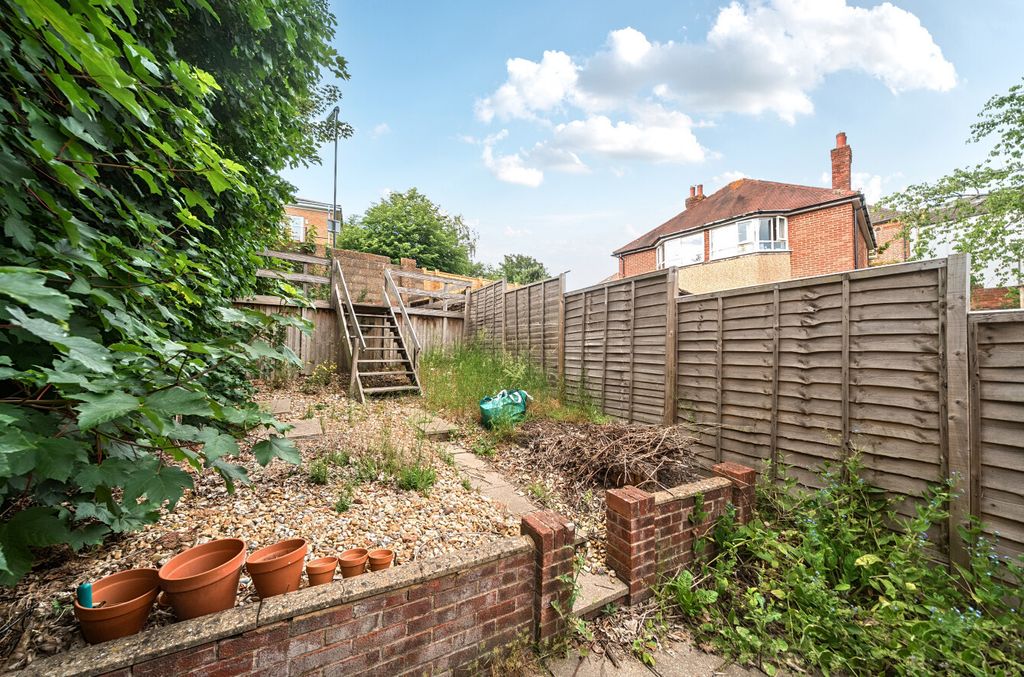 Property photo 2 of 10 1468522-13-6A19d6...