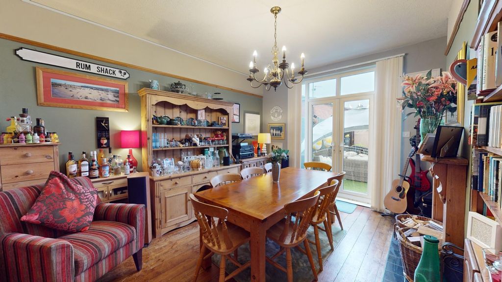 Property photo 3 of 27 3497765