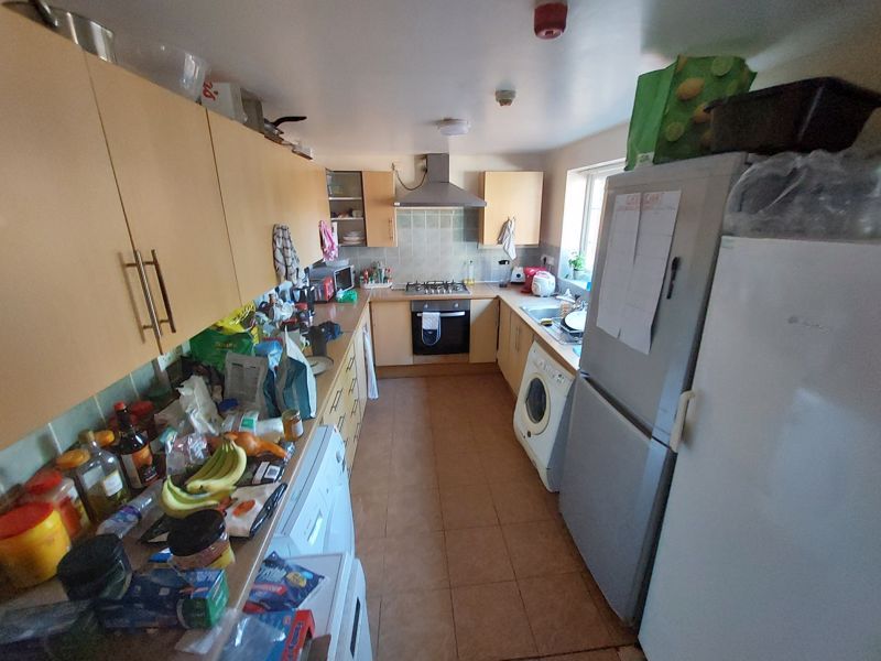 Property photo 3 of 11 Photo 10