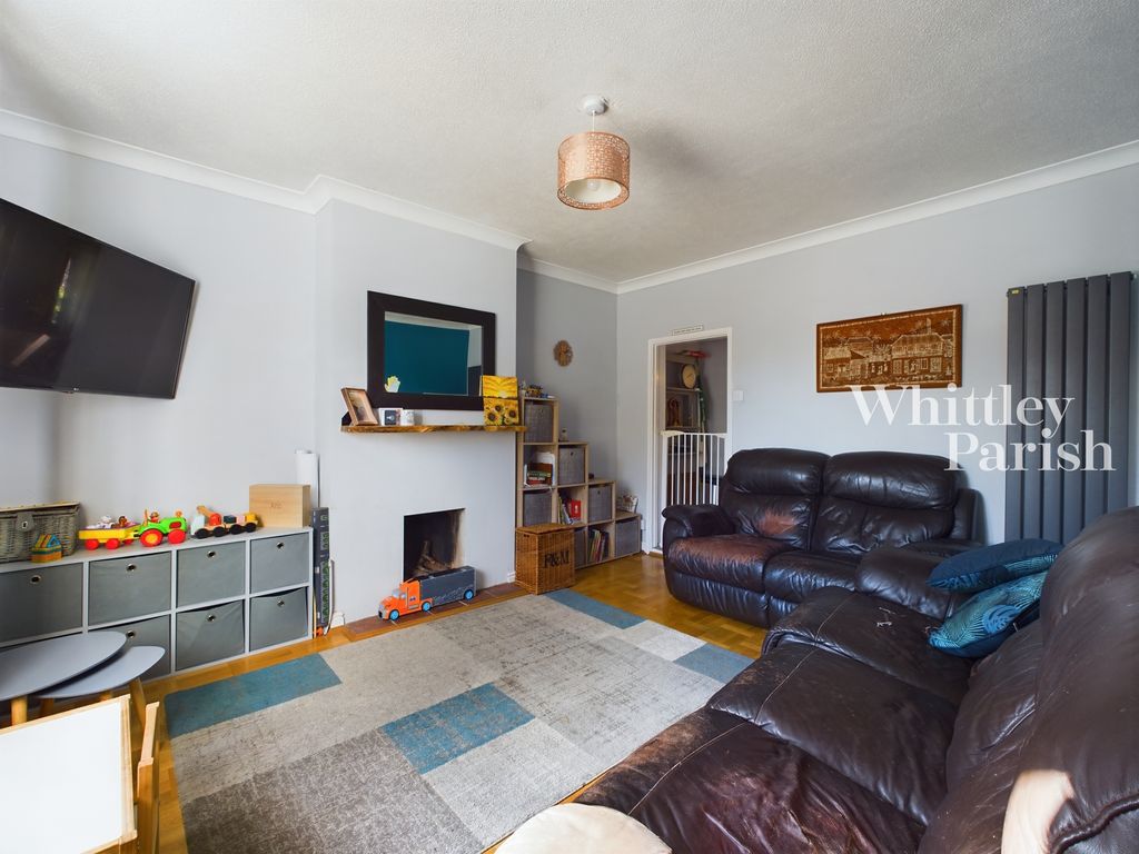 Property photo 2 of 20 Cam04332G0-Pr0022-Still009