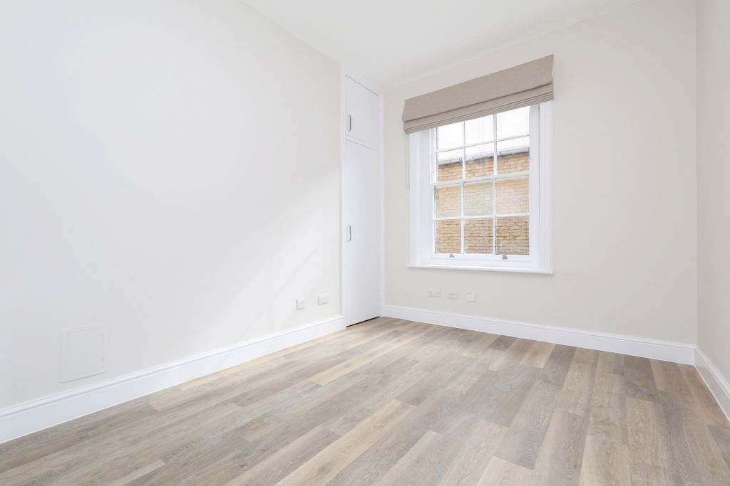 Property photo 1 of 4