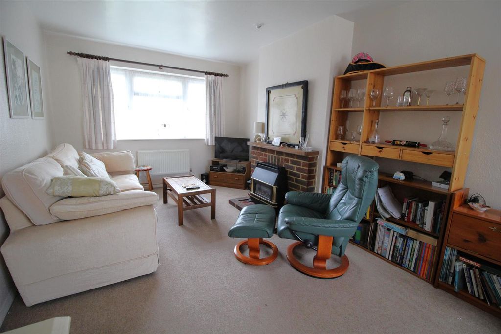 Property photo 3 of 12 Img_4913.Jpg