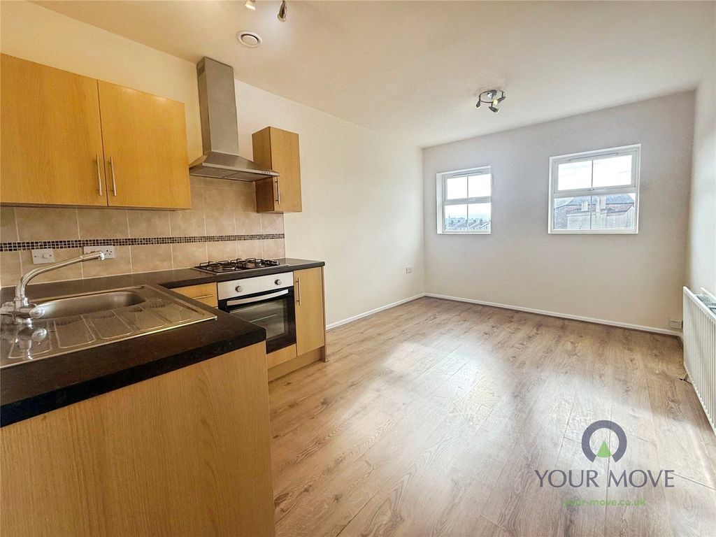 Property photo 3 of 6 Picture No. 06