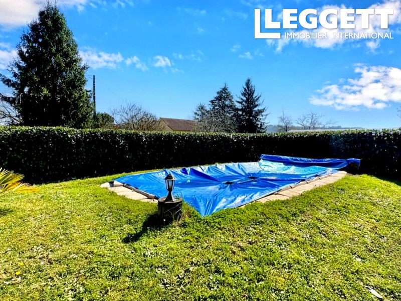 Property photo 2 of 10