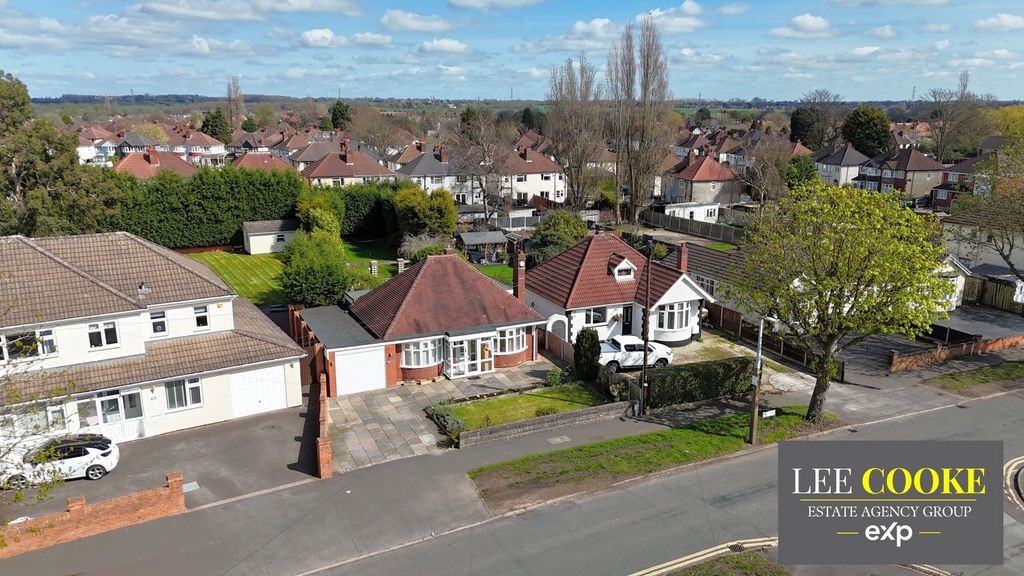 Property photo 1 of 31