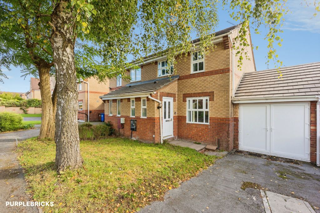 Property photo 1 of 27