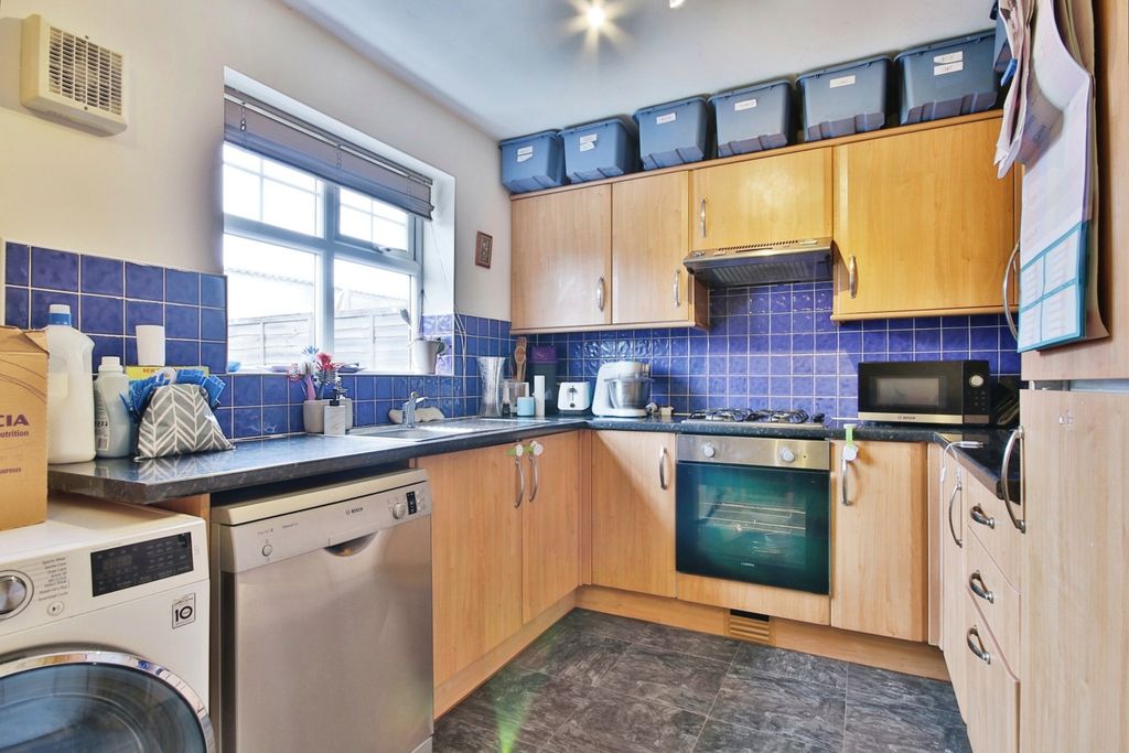 Property photo 3 of 9 3446888