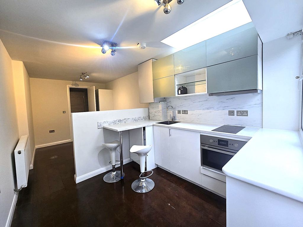 Property photo 1 of 7 1 Bed Studio To Rent Brookside Road, London Nw11