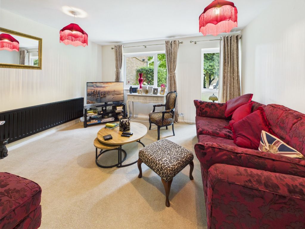 Property photo 2 of 11 5223343