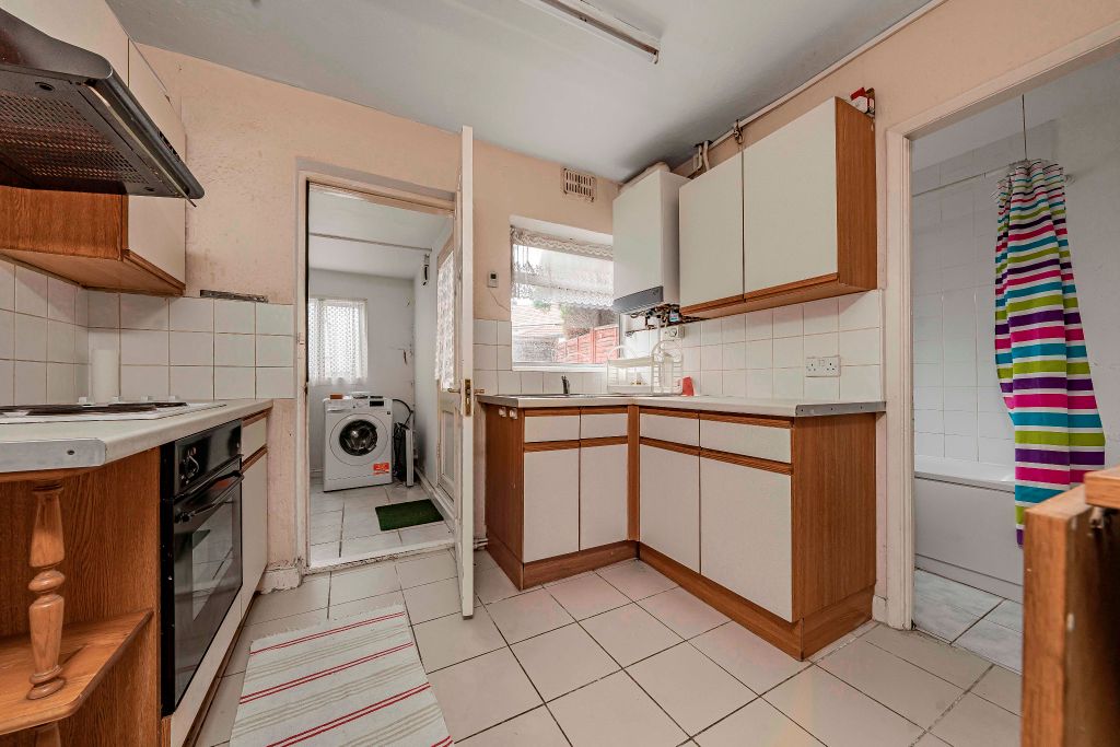 Property photo 3 of 9