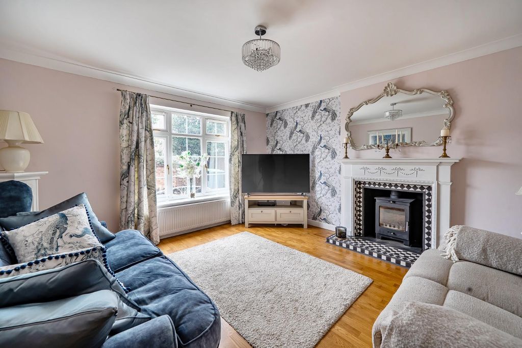 Property photo 2 of 39 1397301-22-6961030F93719.Jpg