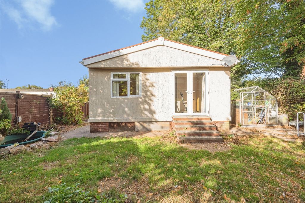Property photo 1 of 18