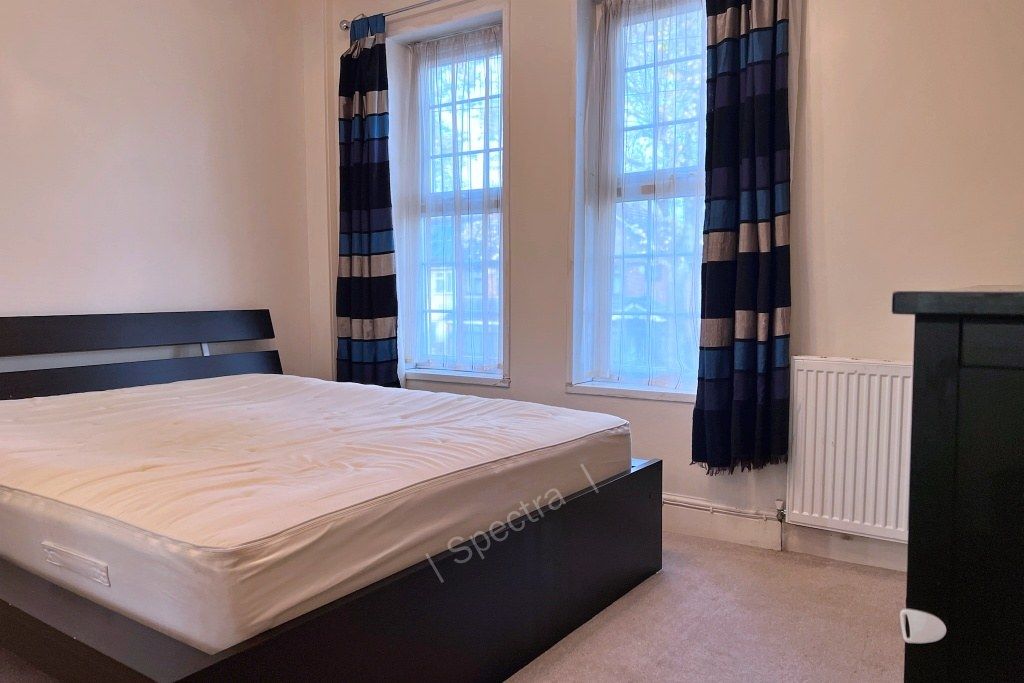 Property photo 2 of 10 Bedroom 1