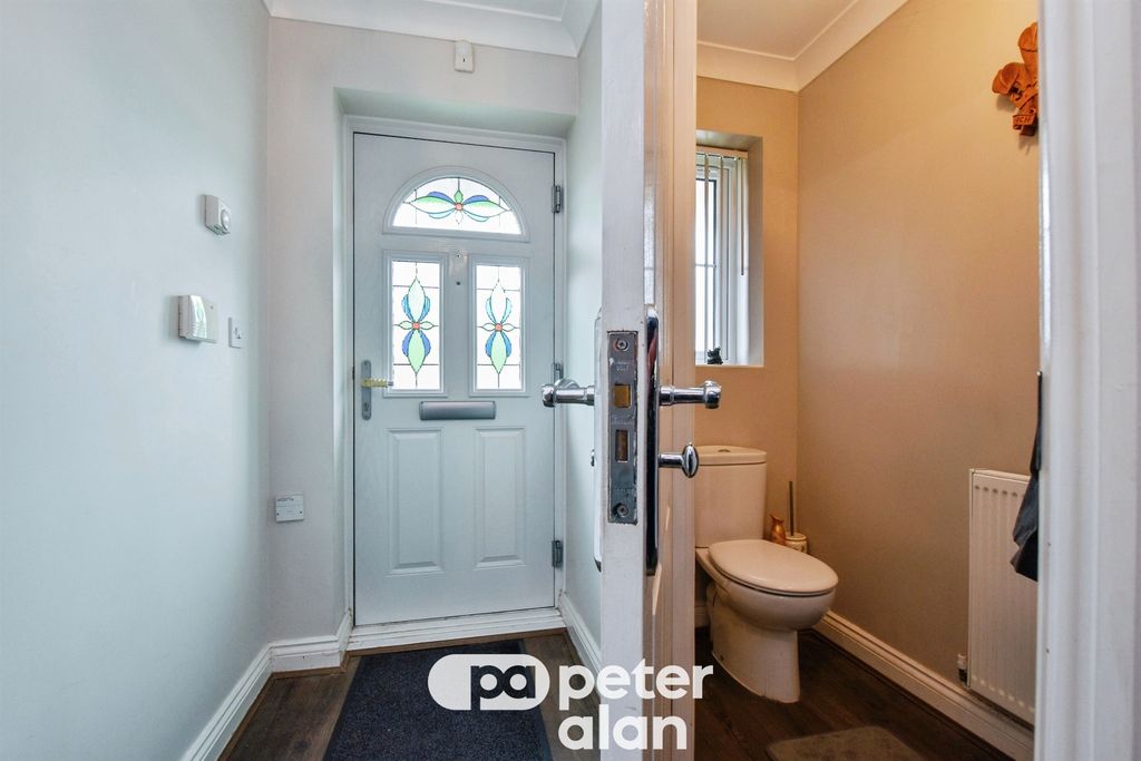 Property photo 3 of 23