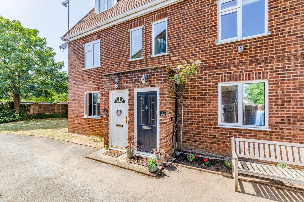 Property photo 1 of 16 Picture No. 22
