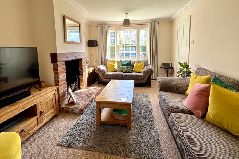 Property photo 2 of 13 Photo 1